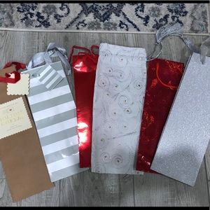 Wine gift bags